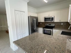 7020 NW 177th St B103, Hialeah FL 33015