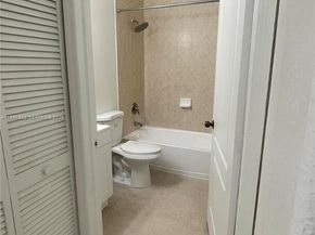 7020 NW 177th St B103, Hialeah FL 33015