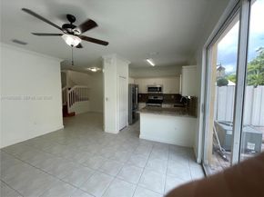 7020 NW 177th St B103, Hialeah FL 33015