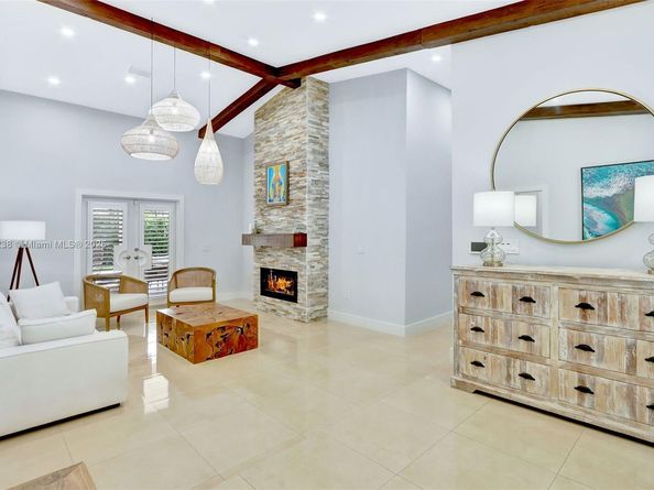 10190 SW 114th Ter, Miami FL 33176