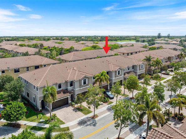 9618 Waterview Way, Parkland FL 33076