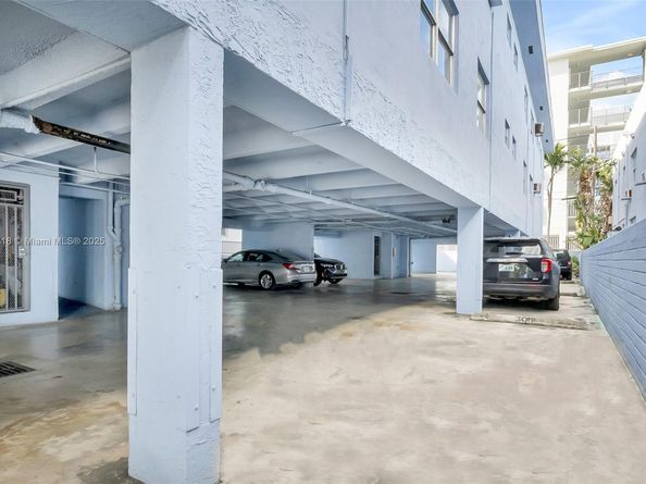 1530 Pennsylvania Ave 203, Miami Beach FL 33139