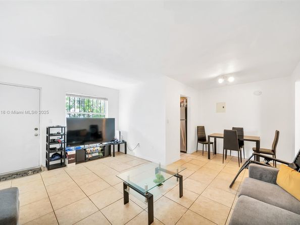 1530 Pennsylvania Ave 203, Miami Beach FL 33139