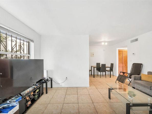 1530 Pennsylvania Ave 203, Miami Beach FL 33139