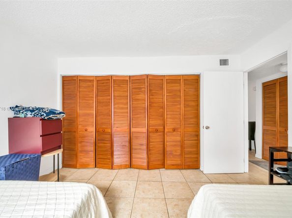 1530 Pennsylvania Ave 203, Miami Beach FL 33139