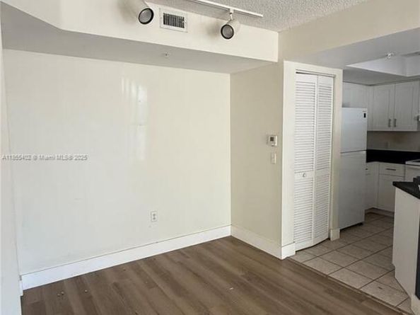 2009 SE 10th Ave 303, Fort Lauderdale FL 33316