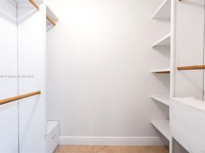 354 Lakeside Ct 212, Sunrise FL 33326