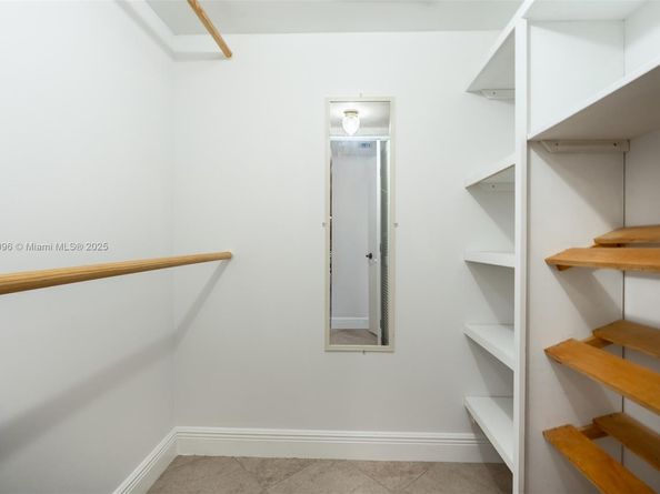 354 Lakeside Ct 212, Sunrise FL 33326