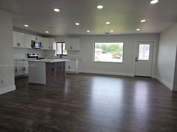 18740 NW 19th Ave, Miami Gardens FL 33056