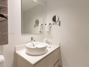 2602 E Hallandale Beach Blvd R708, Hallandale Beach FL 33009