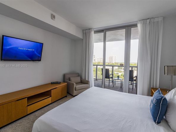 2602 E Hallandale Beach Blvd R708, Hallandale Beach FL 33009