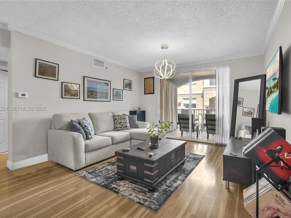 17125 N Bay Rd 3204, Sunny Isles Beach FL 33160