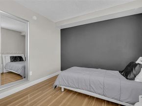 17125 N Bay Rd 3204, Sunny Isles Beach FL 33160