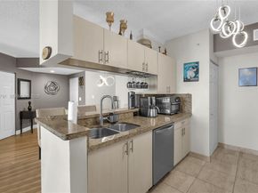17125 N Bay Rd 3204, Sunny Isles Beach FL 33160