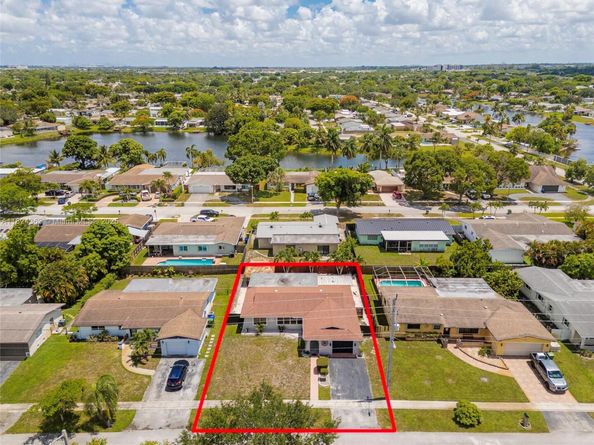 11700 Sheridan St, Pembroke Pines FL 33026