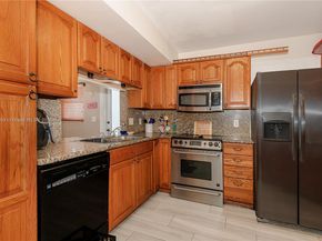 11700 Sheridan St, Pembroke Pines FL 33026