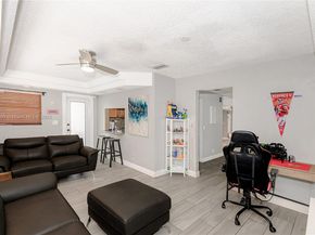 11700 Sheridan St, Pembroke Pines FL 33026