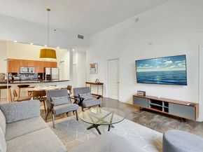 1200 Brickell Bay Dr 1404, Miami FL 33131