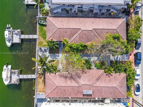 8335 E Crespi Blvd 4, Miami Beach FL 33141