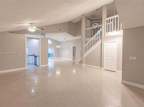 2042 Cross Breeze Dr, Wellington FL 33414