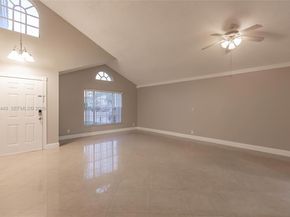 2042 Cross Breeze Dr, Wellington FL 33414