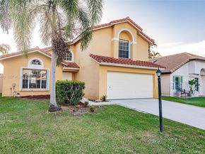 2042 Cross Breeze Dr, Wellington FL 33414