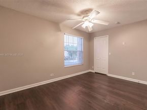 2042 Cross Breeze Dr, Wellington FL 33414