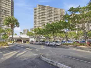 3731 N Country Club Dr 1421, Aventura FL 33180