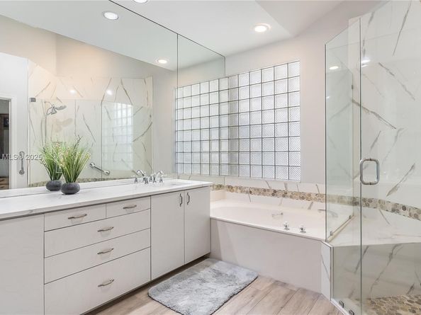 11893 Fountainside Cir, Boynton Beach FL 33437
