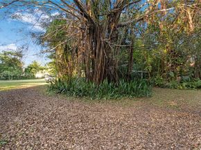 8200 Sunset Dr, Miami FL 33143