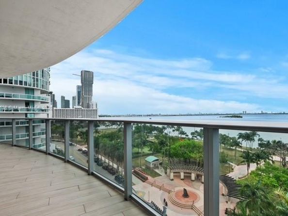 488 NE 18th St. 715, Miami FL 33132