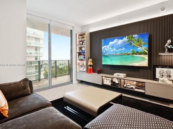 488 NE 18th St. 715, Miami FL 33132