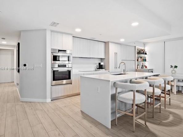 488 NE 18th St. 715, Miami FL 33132