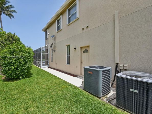 9145 Picot Ct, Boynton Beach FL 33472