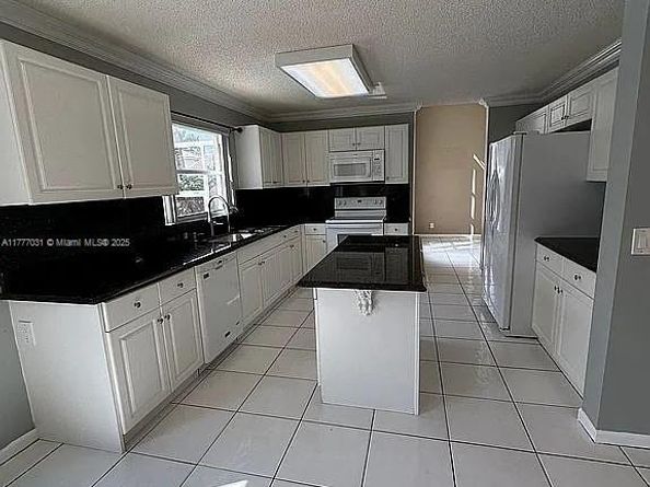9145 Picot Ct, Boynton Beach FL 33472