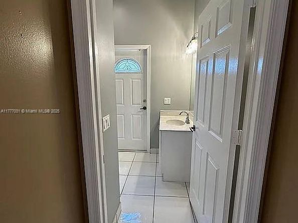 9145 Picot Ct, Boynton Beach FL 33472