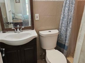 7601 Kimberly Blvd, North Lauderdale FL 33068