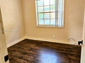 7601 Kimberly Blvd, North Lauderdale FL 33068