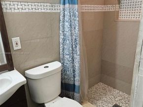 7601 Kimberly Blvd, North Lauderdale FL 33068