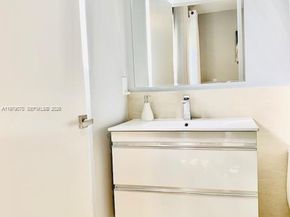 619 Meridian Ave 4, Miami Beach FL 33139