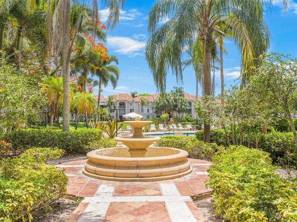 12154 Saint Andrews Pl 112, Miramar FL 33025