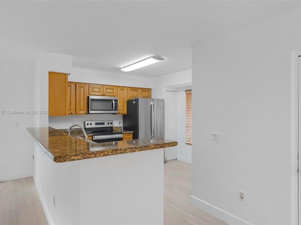 12154 Saint Andrews Pl 112, Miramar FL 33025