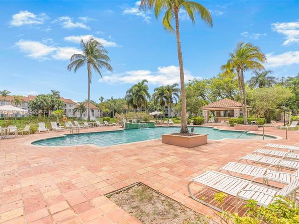 12154 Saint Andrews Pl 112, Miramar FL 33025