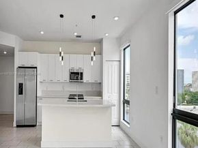 8167 NW 41st St E406, Doral FL 33166