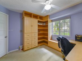 2811 NE 185th St 801, Aventura FL 33180