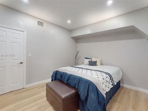 5010 SW 111th Ave, Miami FL 33165