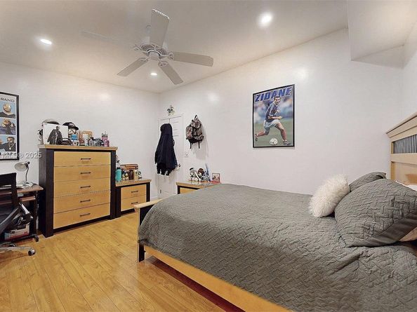 5010 SW 111th Ave, Miami FL 33165