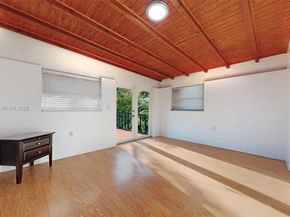 5010 SW 111th Ave, Miami FL 33165