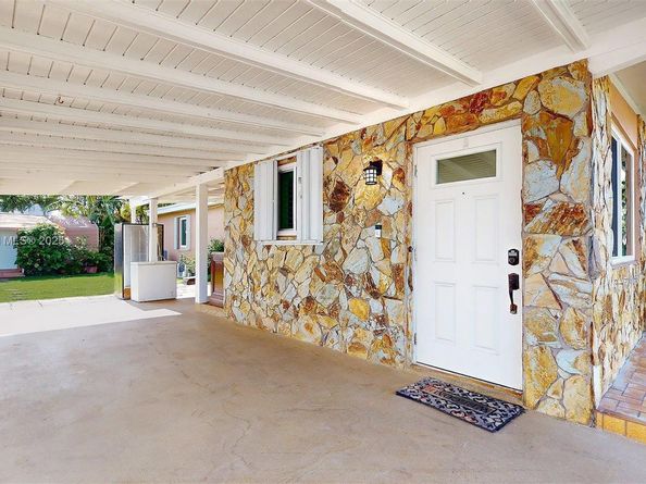 5010 SW 111th Ave, Miami FL 33165