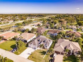 11240 NW 23rd St, Plantation FL 33323